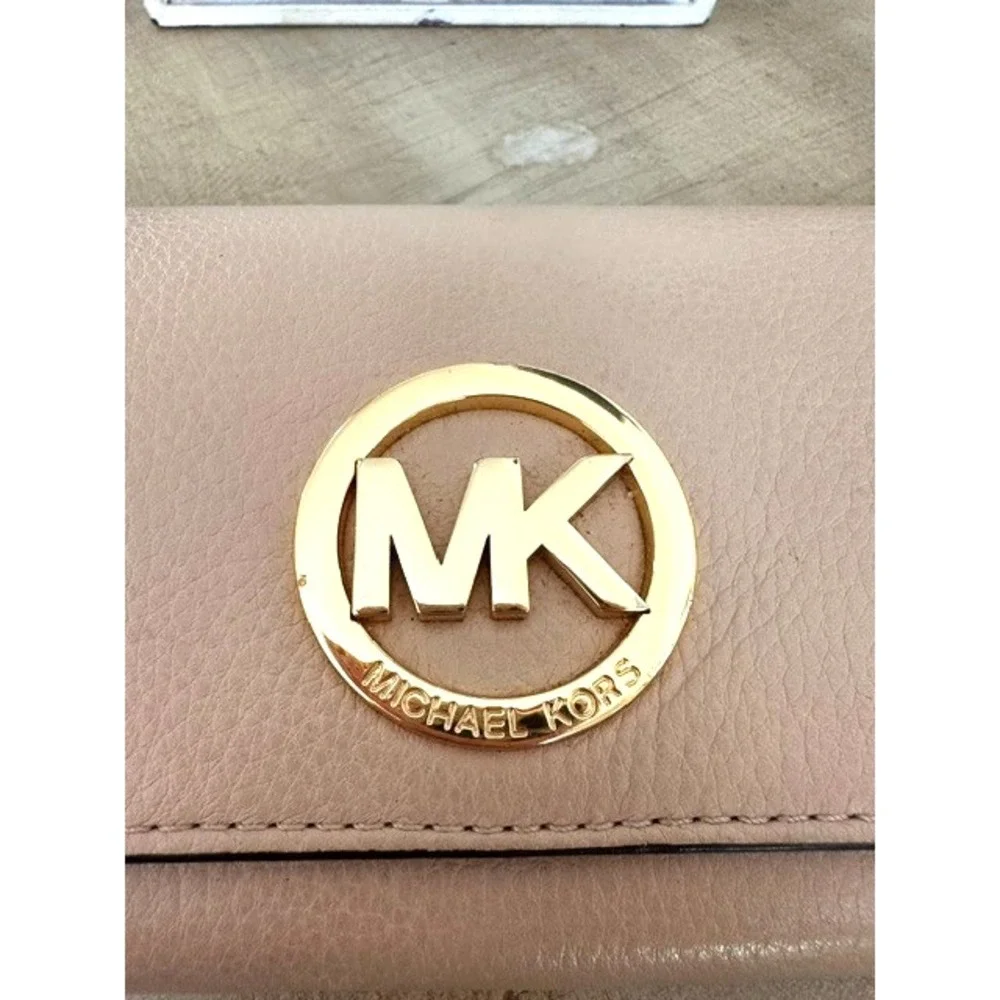 Michael Kors Fulton Flap Continental Light Tan Pebble Leather MK Wallet